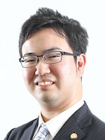 秋葉 俊孝弁護士