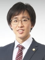 加藤 純介弁護士