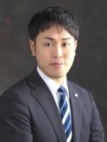 高梨 亮輔弁護士
