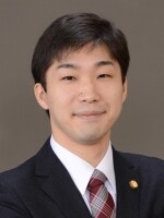 VSG法律事務所 水流 恭平弁護士