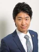 足立 直矢弁護士