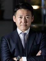 上野 仁平弁護士
