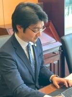 平山 蒼太弁護士