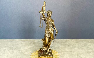 レイスター法律事務所