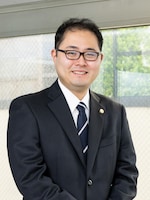 立花 志功弁護士