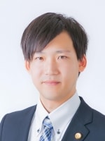 角藤 佑樹弁護士