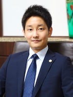 藤川 新弁護士