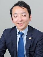 増井 俊泰弁護士