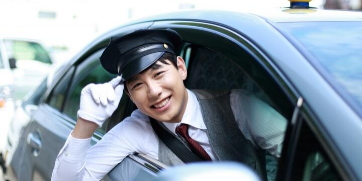 お尻を出したまま走行したタクシー運転手 なぜ公然わいせつ罪にならなかったのか 弁護士ドットコム