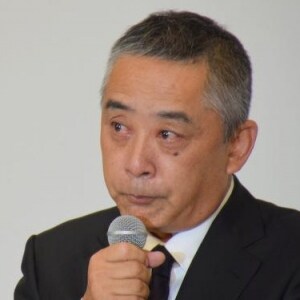 吉本興業が導入する「専属エージェント契約」、芸人が「買い叩かれる」可能性も