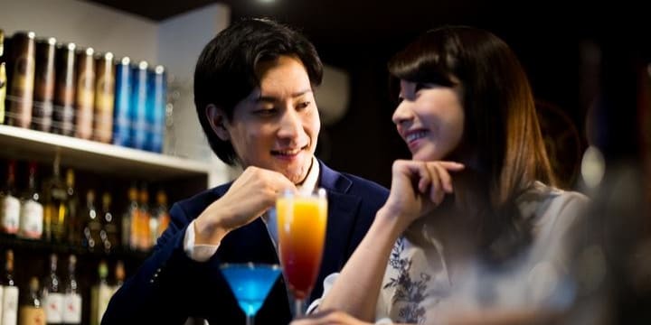 出張中の「性行為」で死亡、フランスの裁判所「労災です」…日本だったらどうなる?