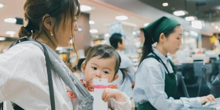 お一人様一点限り」、赤ちゃんにも権利はあるの？ 弁護士の見解を聞く 