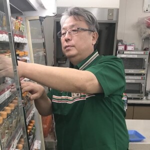 セブン東大阪オーナー、クレーム背景に「長時間駐車」　私大保護者らとトラブル絶えず