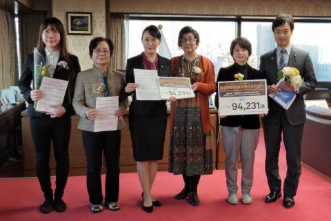 「性犯罪の刑法改正を」市民団体が要望書　森法務大臣「国民の関心は高まっている」