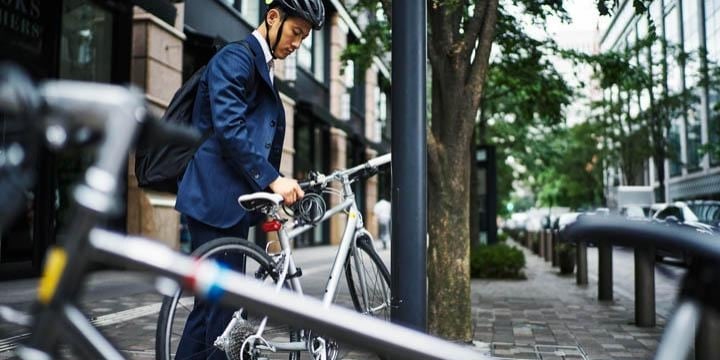 コロナで注目の「自転車通勤」…就業規則で禁止されても、労災の対象になる?