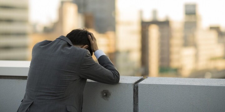 ネームプレートを便器に捨てられ 車にガムをベタっ 職場の壮絶いじめ どう立ち向かう 弁護士ドットコム