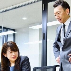 急なセクハラ・パワハラで録音できず…それでも「勝てる」メモの残し方