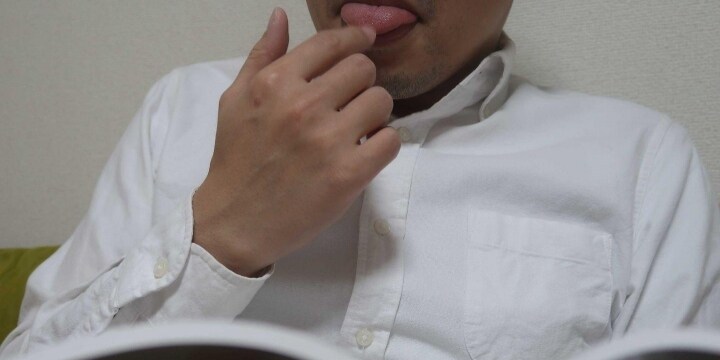 なめた指で図書館の本めくる高齢者 ペロリスト がヤバい コロナ禍で高まる不快感 弁護士ドットコム