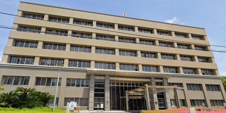 校長に金銭を要求した モンスターペアレント に有罪判決 学校はどう対処すべき 弁護士ドットコム