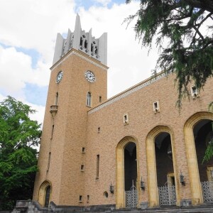 不適切発言の吉野家役員、早大講座担当から「降板」へ