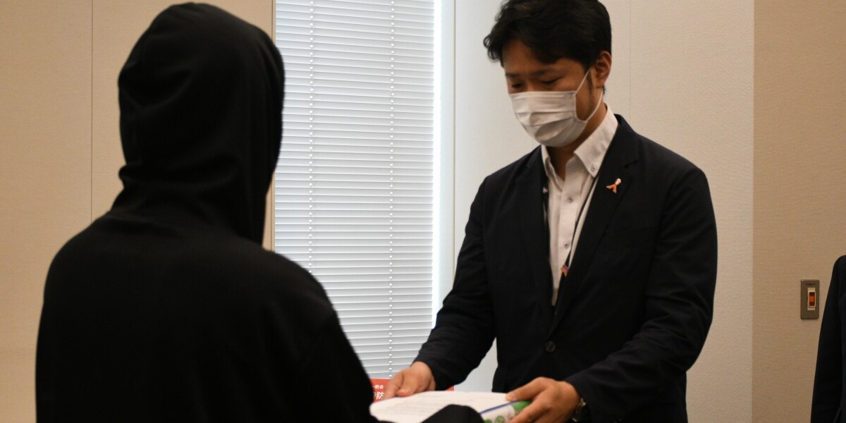 2世信者「親子の問題じゃなく宗教の組織的"虐待"です」署名7万、国に法整備求める