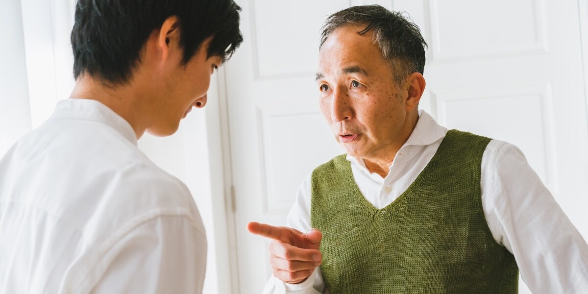 17歳息子が「30歳」と偽ってクレカ契約　支払額は20万円にも… 法的責任どうなる？