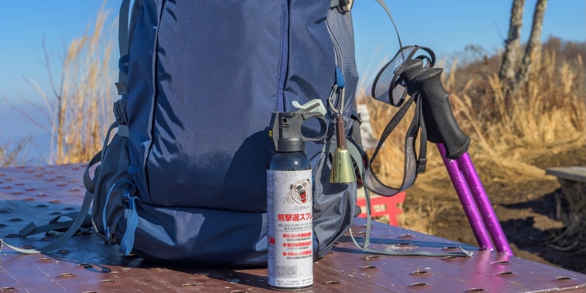 クマよけスプレー、市街地で持ち歩いたら「違法」になる？ 銃刀法の対象外でも「職質リスク」札幌の弁護士が解説