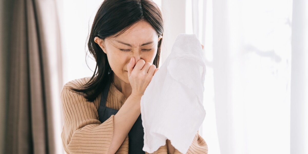 “キッチンのハンドタオルで足拭き”　とがめられた夫が反論「汚くない」、異なる「衛生観念」がもたらす悲劇