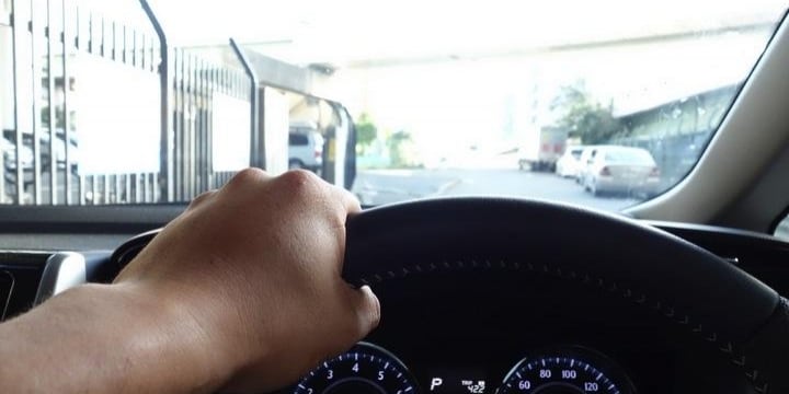 高速道路「逆走」やアクセル「踏み間違い」 高齢ドライバーの交通事故どう防ぐ?