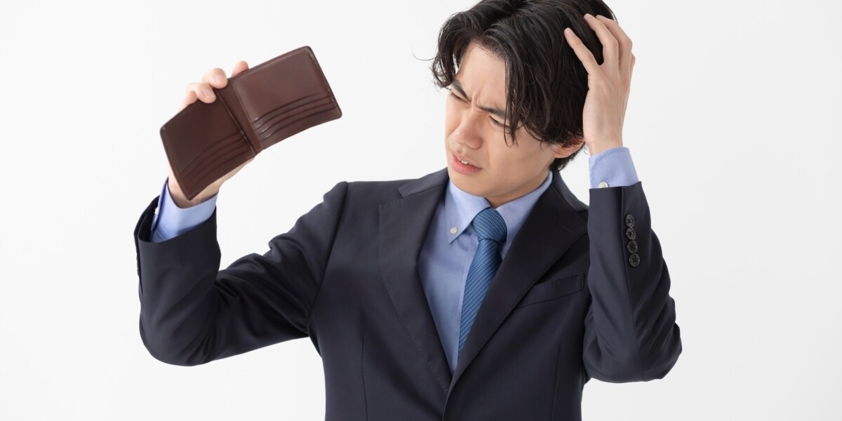 ソシャゲや推し活で借金300万円…親にバレずに債務整理できる？ 若者が直面する「自転車操業」地獄