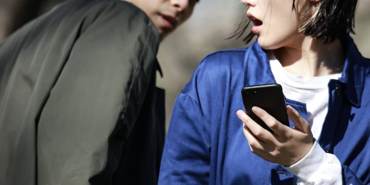 ぶつかりおじさんに反撃、尾行して勤務先に被害申告していいの？ スカッとするけど意外な法的リスク