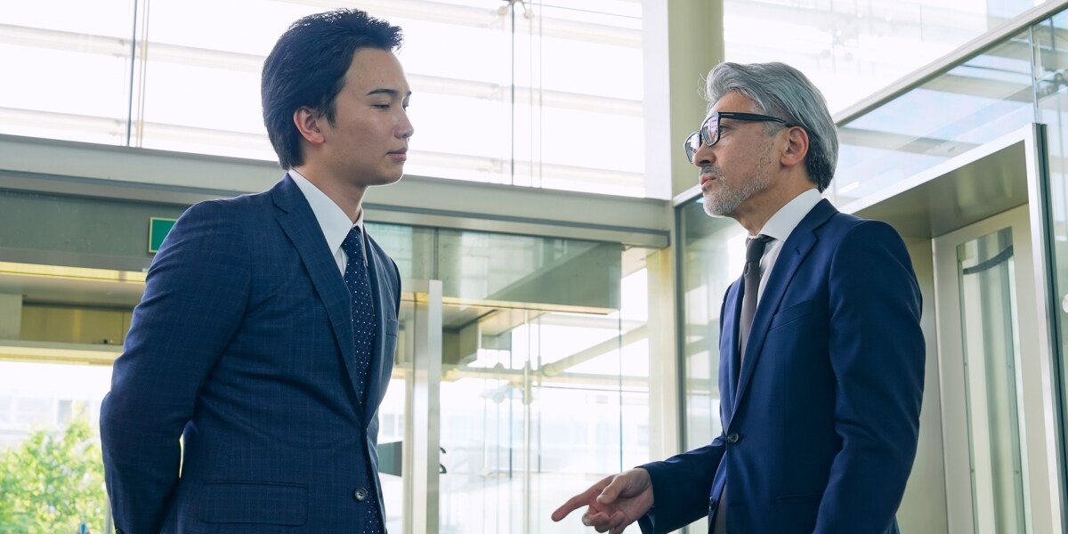 セクハラ加害者に「妻を同伴して謝罪を」上司が異例の提案　法的な義務は？