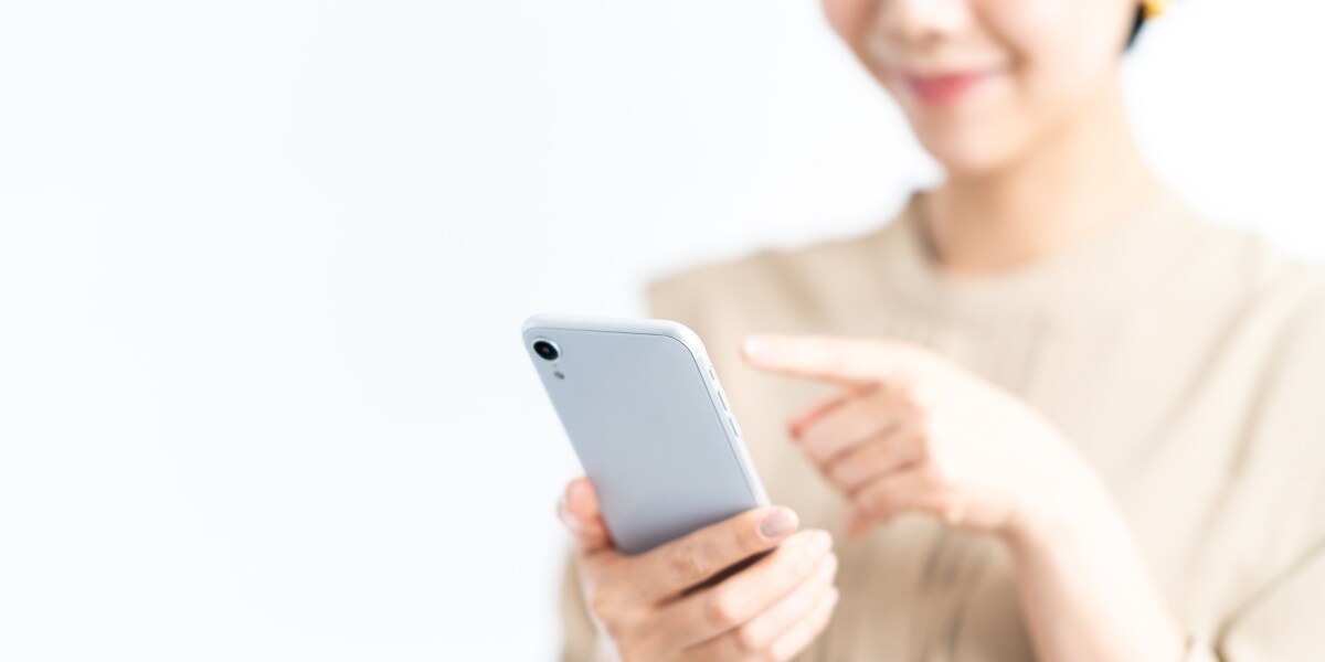 スマホ新法施行で何が変わる？ 「安全な庭」の開放で、危険なアプリをDLするリスクも