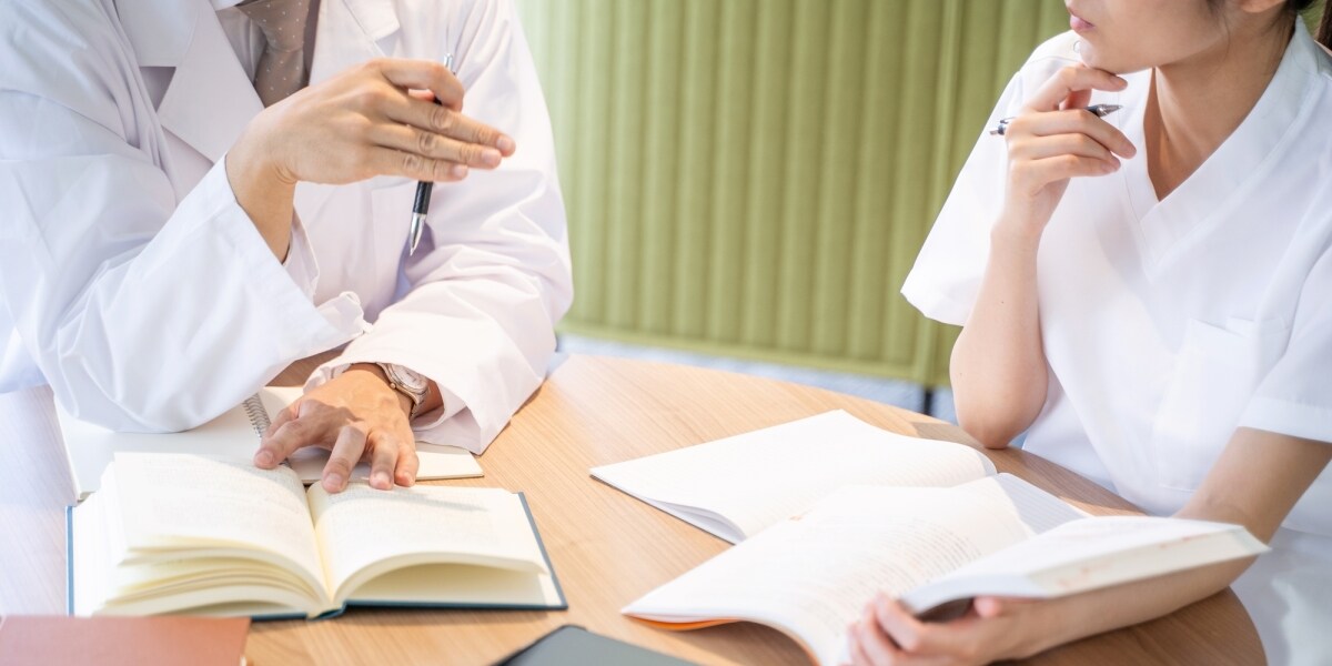 「社内不倫」は就業規則で禁止できる？配偶者の突撃で業務ストップも…使用者側弁護士が教える実用的ルール