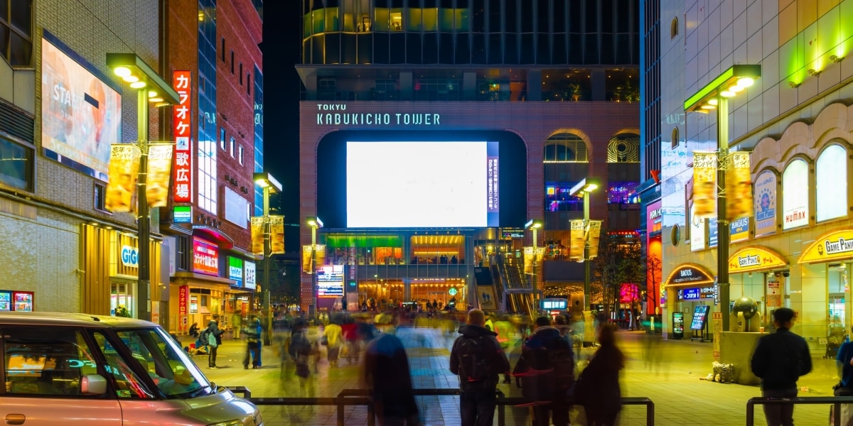 歌舞伎町「決闘」で死亡させた容疑で逮捕、明治時代の法律「決闘罪」とは？　弁護士が解説