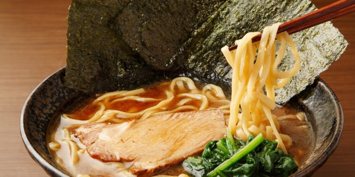 「今後は中国人を出禁にする」ラーメン店の投稿が波紋、外国人向けの”二重価格”は許されるのか？