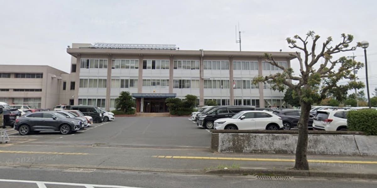 リアル「ロロノア・ゾロ」？  両手と口に包丁をくわえた男性が逮捕&hellip;「三刀流」は一刀流より罪が重いのか