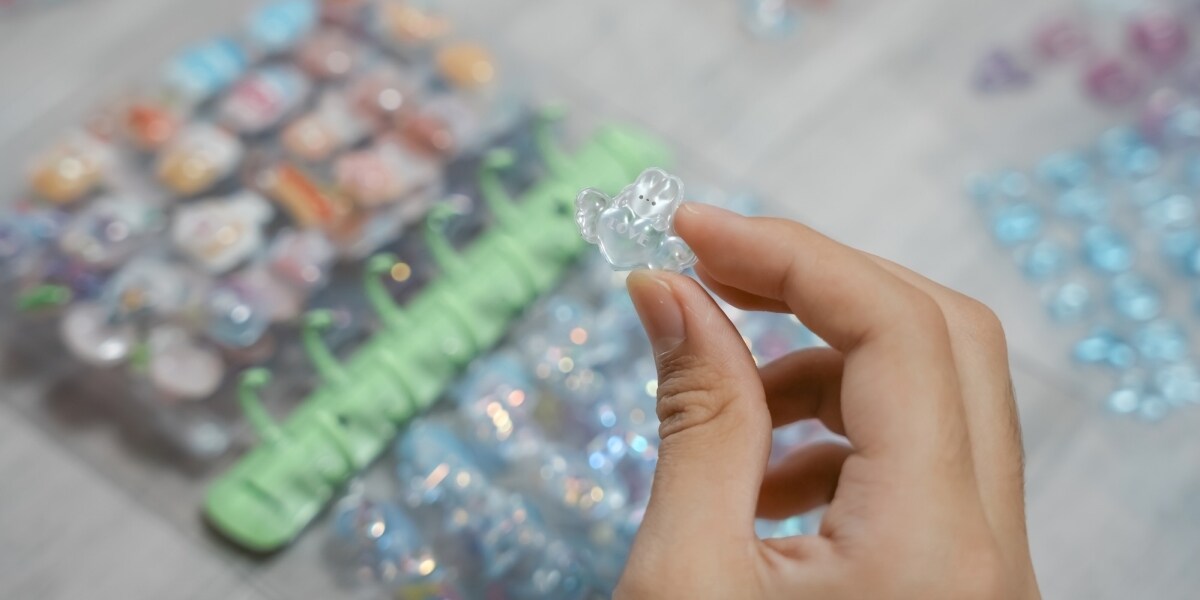 女児に人気の「ボンドロ」争奪戦が過熱、「開店アタック」で転倒投稿…販売見合わせの店も - 弁護士ドットコムニュース