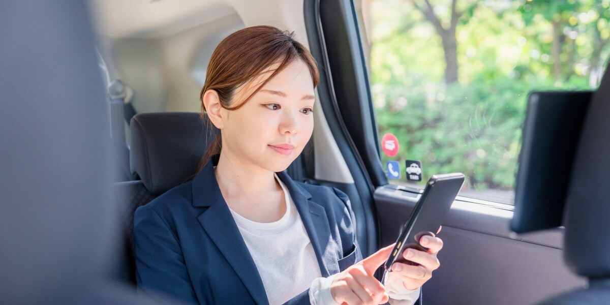 「タクシーで出社して」と言われたのに自腹？　人身事故で電車ストップ、会社と社員どちらが負担？