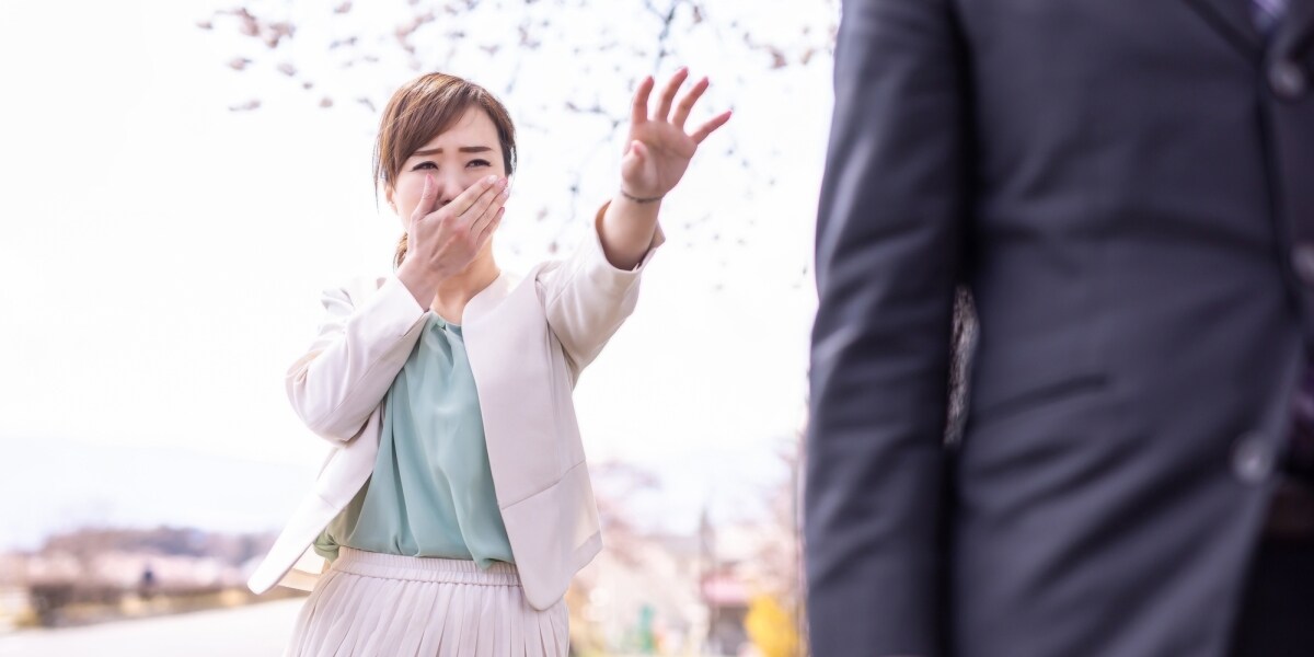 「俺の子じゃない、おろせ」新婚妻の妊娠報告に夫が豹変　専門家が示す解決の糸口