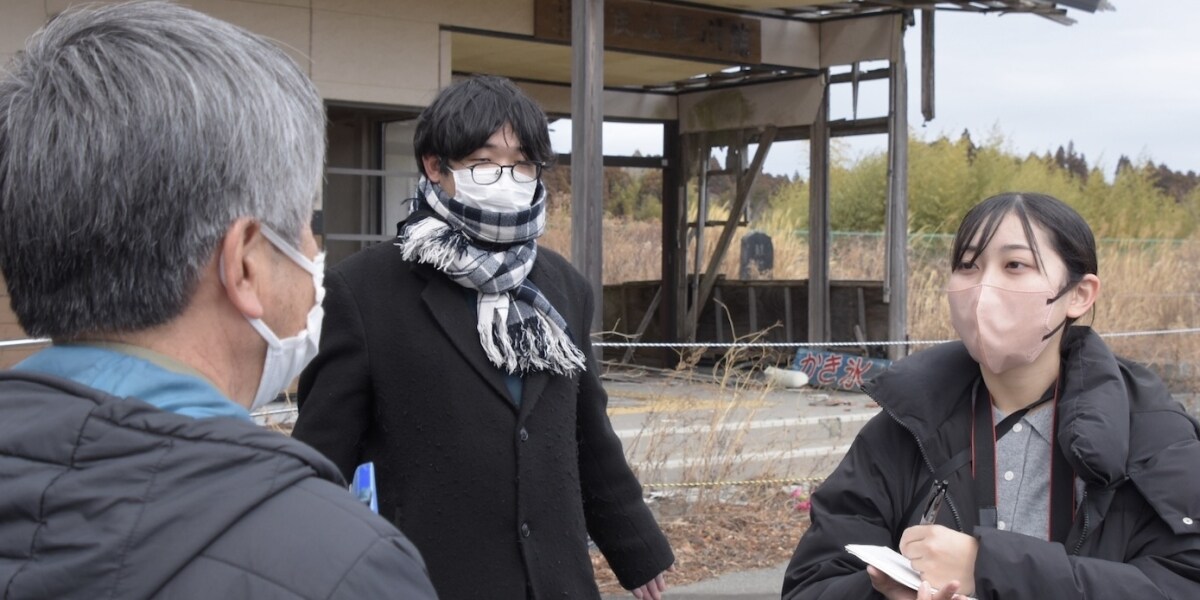 「一緒に行ってみない？」震災を知らない世代を“現場”へ　若者100人を被災地に連れていく記者、遺族との約束　#知り続ける