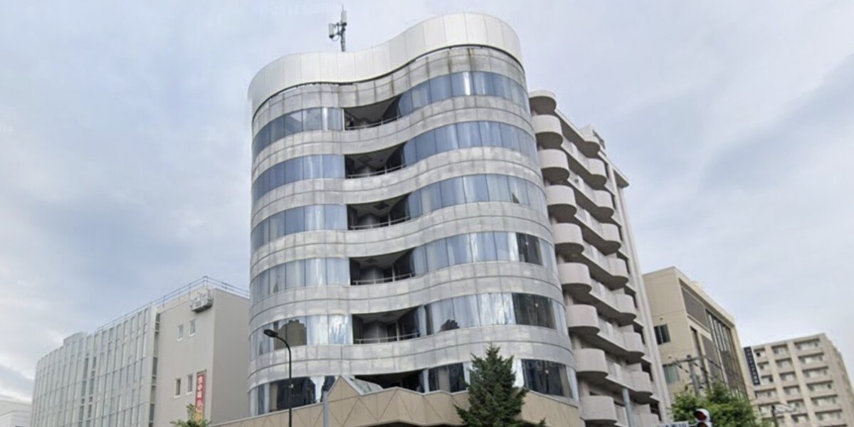 元生徒の性被害訴訟めぐり高校が声明、元講師に損害賠償請求へ　契約解除後に「さらに重大な違反が発覚」