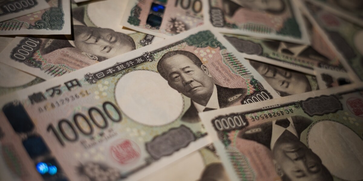 まさか自分が…「普通の主婦」が陥った借金苦、離婚・介護・コロナで445万円　債務整理が救った命