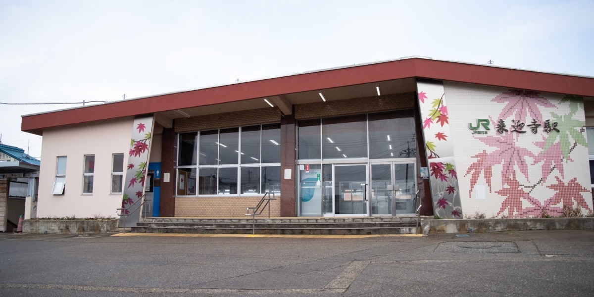 「絶望感やばそう」無人駅の便所でトイペ設置なし、JR東日本が示した“対処法”は「自分で用意してください」