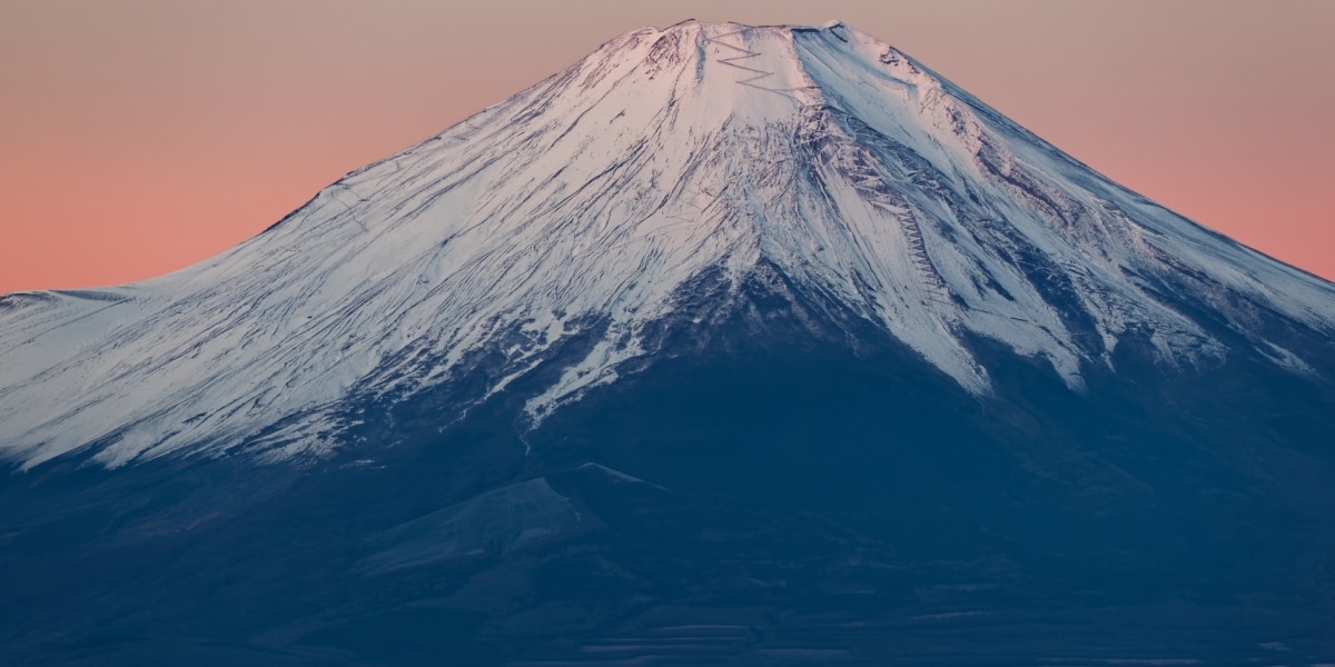 「救助する必要ある？」閉山中の富士山で遭難事故、&ldquo;自己責任論&rdquo;噴出&hellip;入山禁止や救助の有料化は可能か