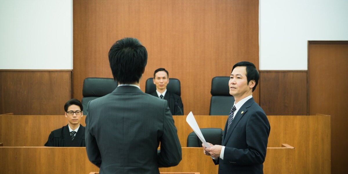 法廷での「無許可録音」相次いで発覚…そもそもなぜ禁止？　弁護士「訴訟当事者には認めるべき」と疑問視