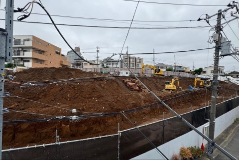 「崩れたら家が潰れる」都心屈指の住宅街で何が…東京地裁が工事停止命令を出しても“危険”が残るワケ