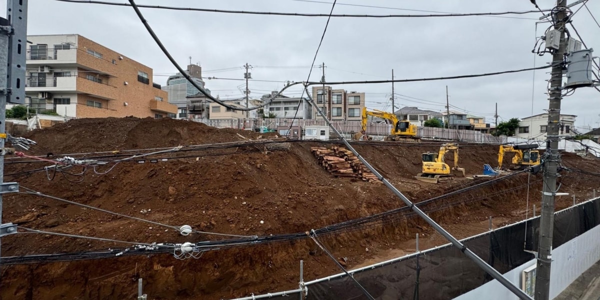 「崩れたら家が潰れる」都心屈指の住宅街で何が…東京地裁が工事停止命令を出しても“危険”が残るワケ