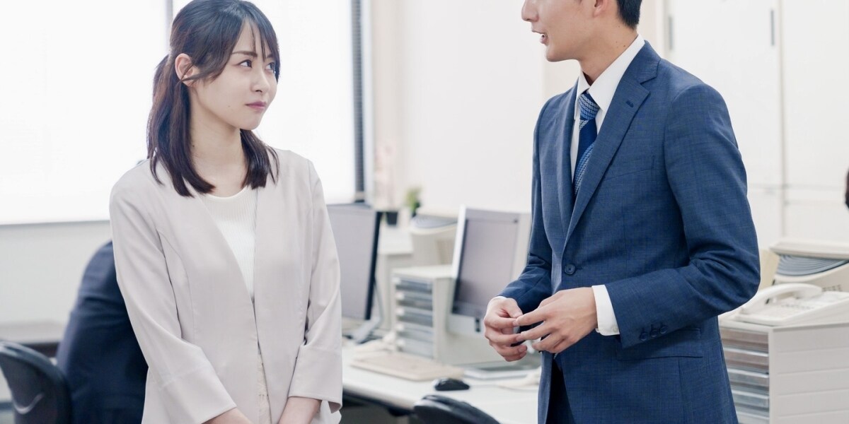 「ピル飲んでる太り方だね」職場の後輩からの言動…SNS“告発”で「うちの会社なら減給・降格」と批判殺到