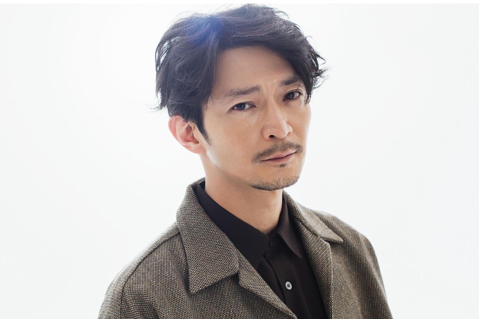原告の津田健次郎さん（公式サイトから）